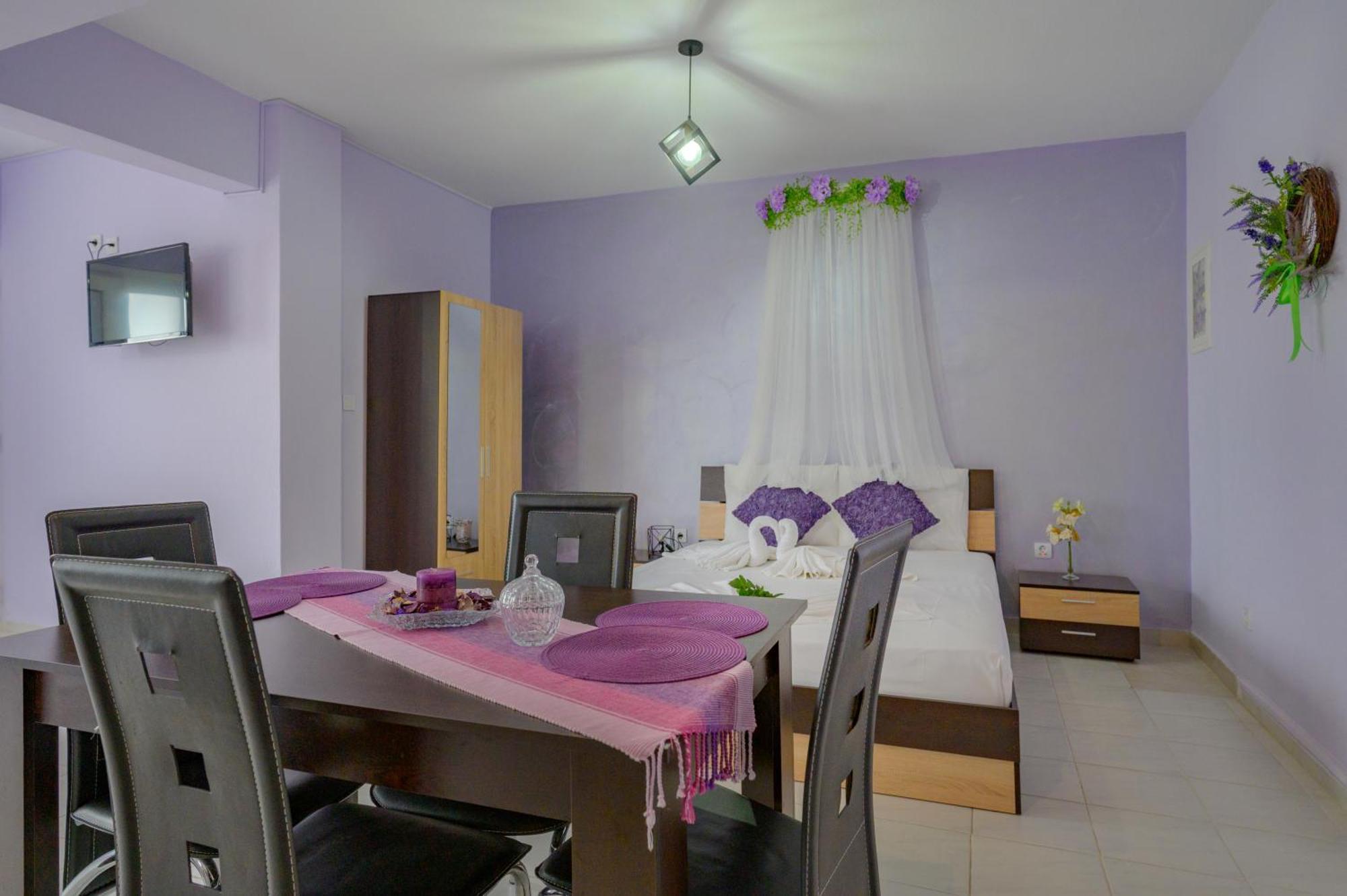 Michael'S Apartment'S Nea Roda Ngoại thất bức ảnh